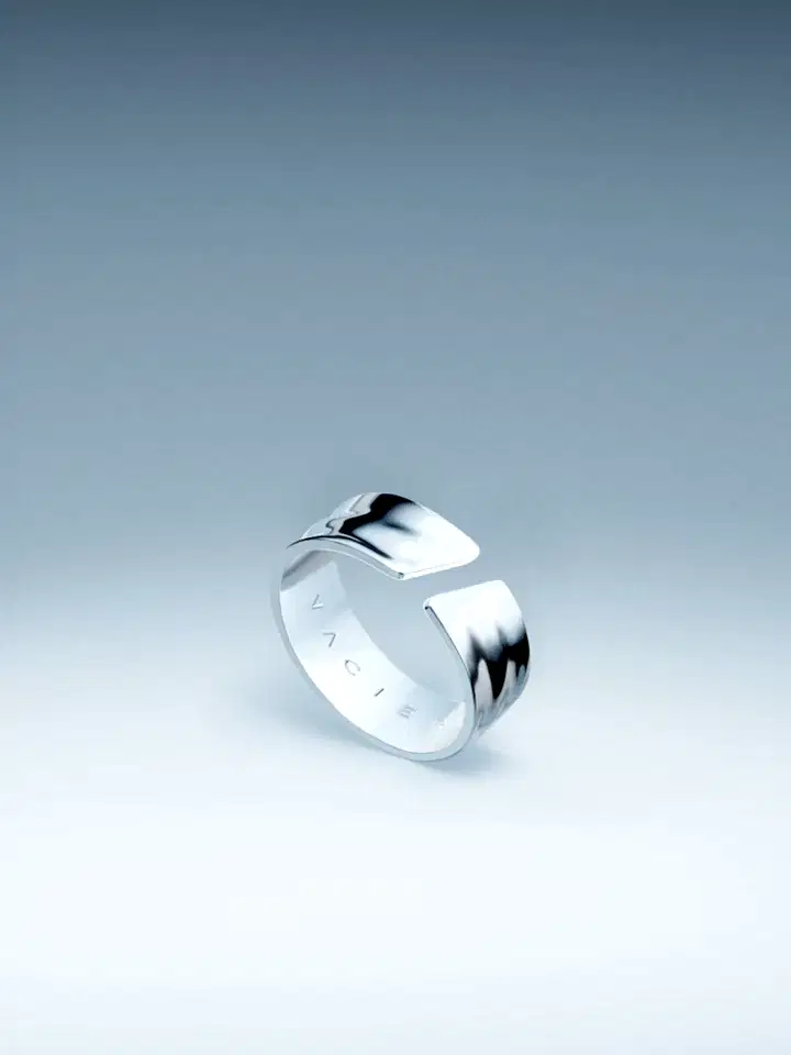 EXCLUSIVE UNISIZE RING IN SILVER