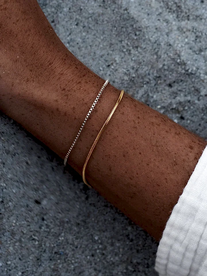 SQUARE CHAIN BRACELET